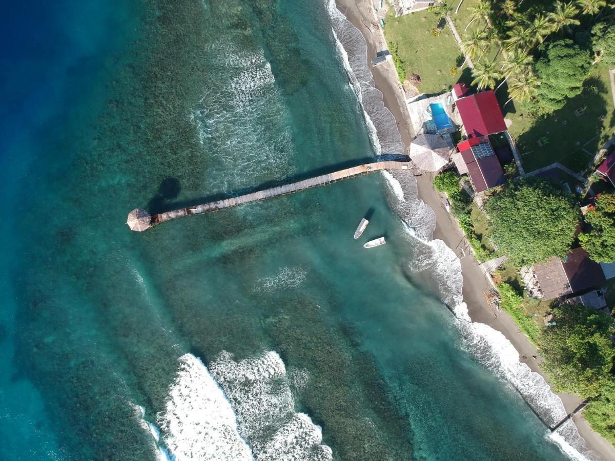 Sanctum Una Una Eco Dive Resort Pulau Unauna Екстер'єр фото